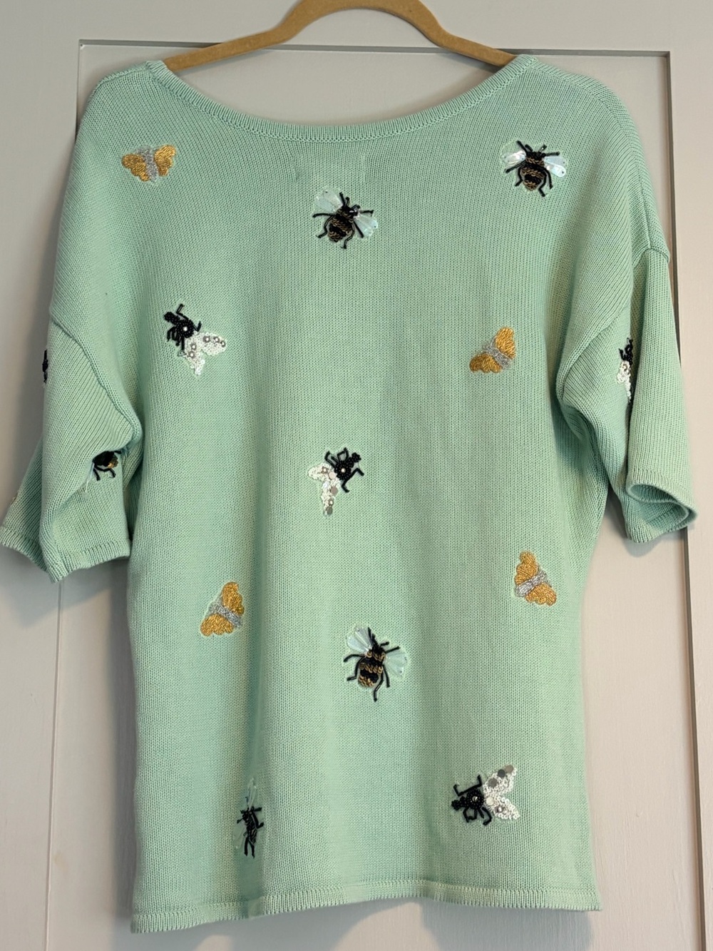 Anthropologie Mint Green Short Sleeve Embellished Bee Knit Tee Medium - Picture 5 of 8